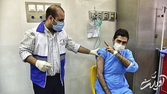 درآمد نجومی با فیلمبرداری از لحظه تزریق واکسن درآمد نجومی با فیلمبرداری از لحظه تزریق واکسن